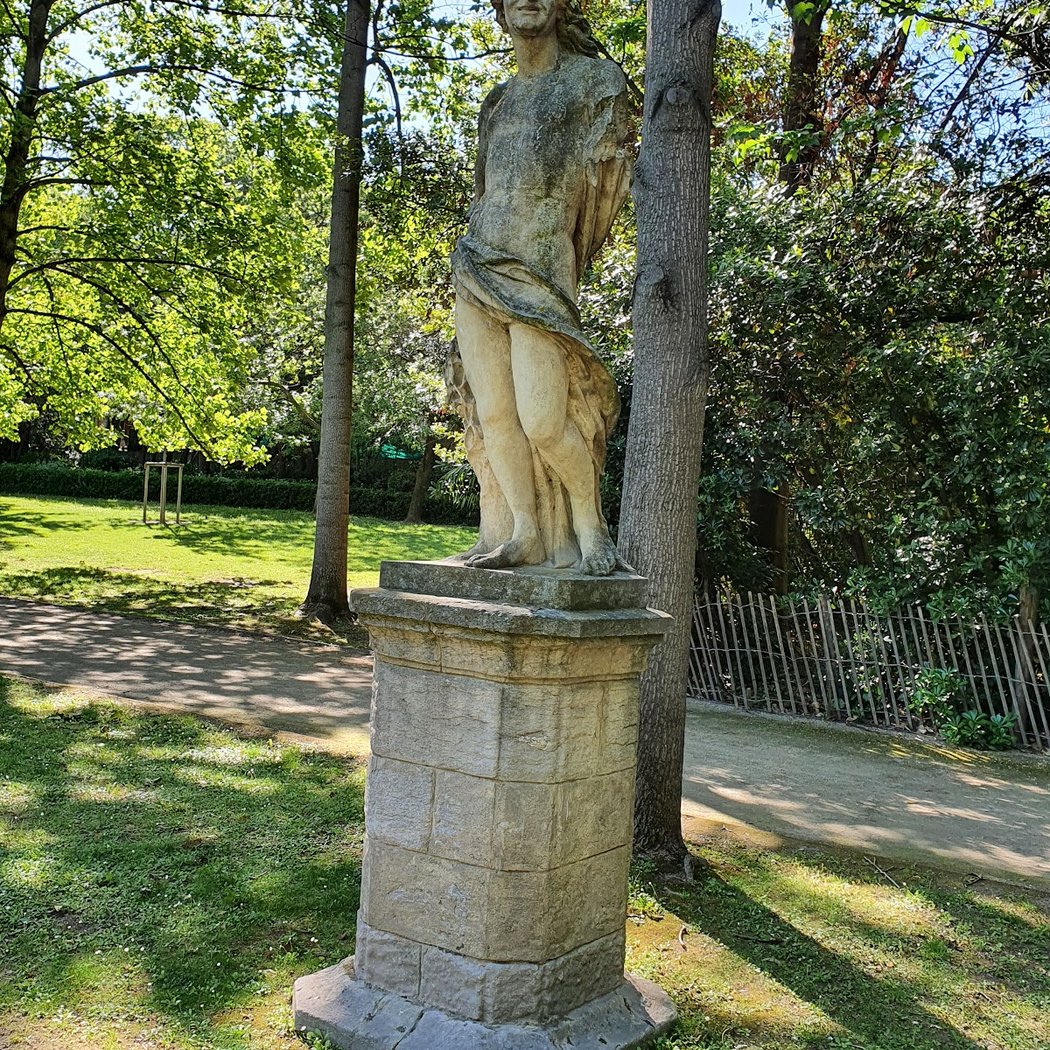 Magalone Garden 2