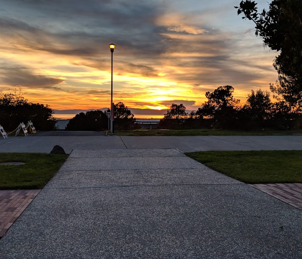 California State University, East Bay 2