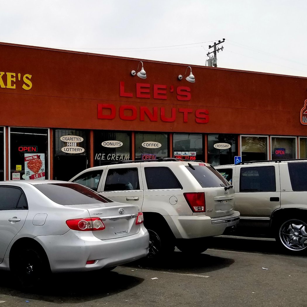 Lee's Donuts 2