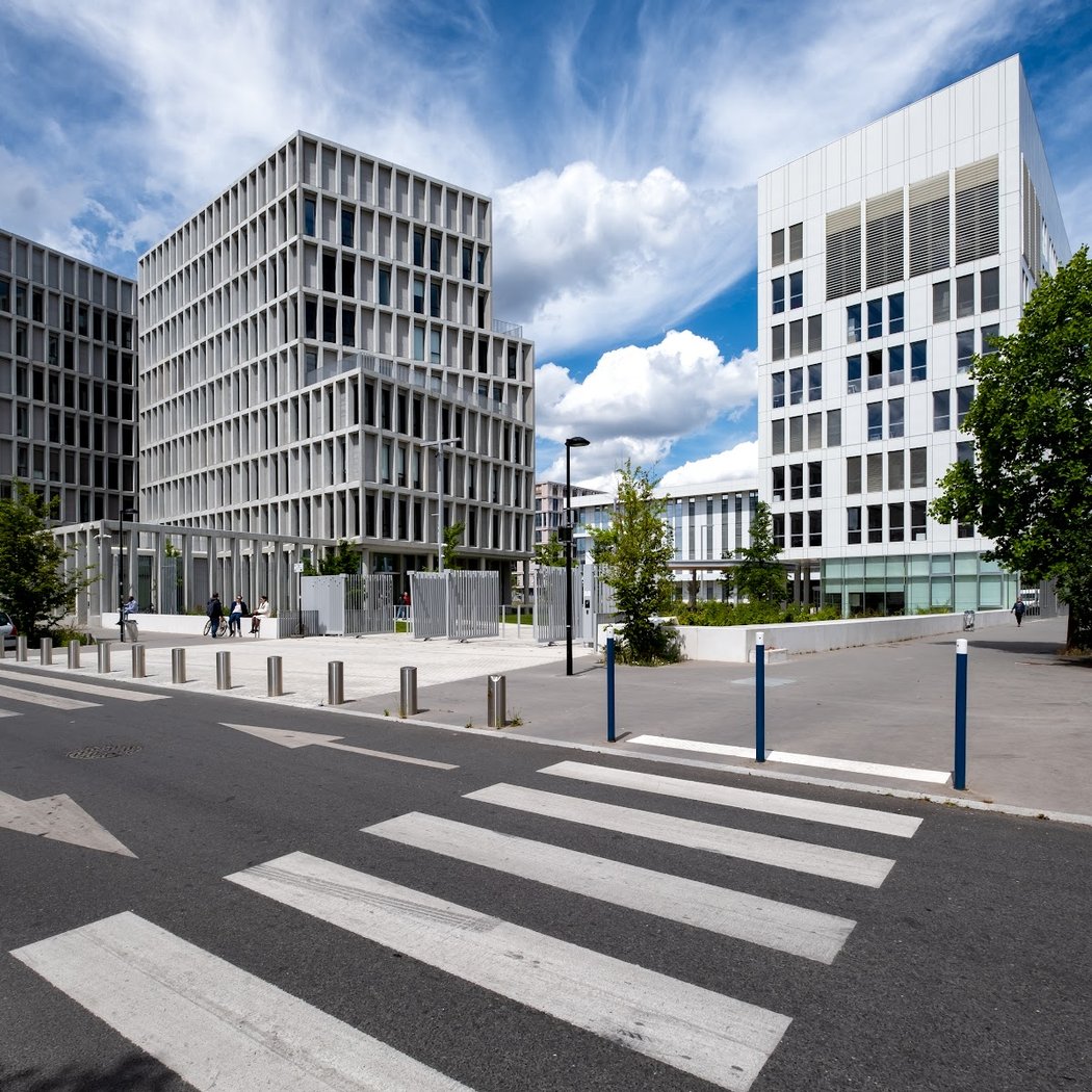 Le rôle du travail essentiel dans les inégalités face à la Covid-19 selon le genre et les origines migratoires 1