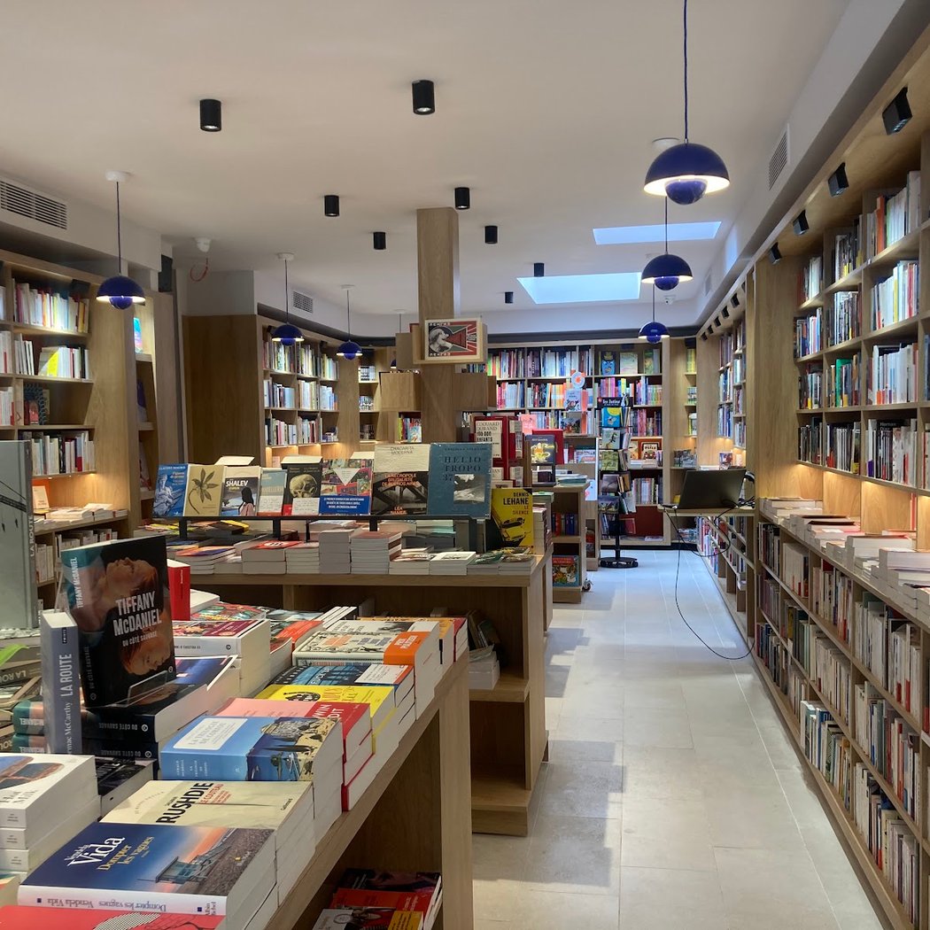 Librairie Les Caractères 1