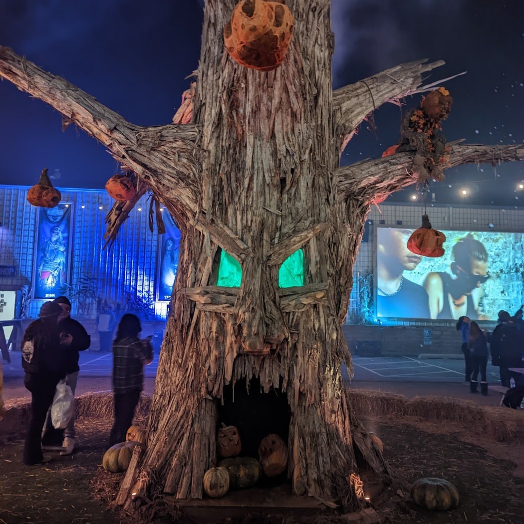 HellsGate Haunted House 2