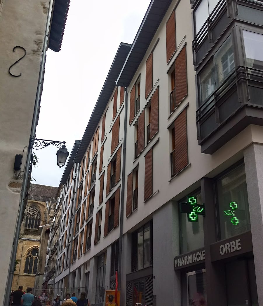 Rue Port Neuf 4