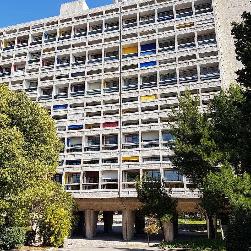 Ville Radieuse (Unité d'habitation / arch. Le Corbusier) 2