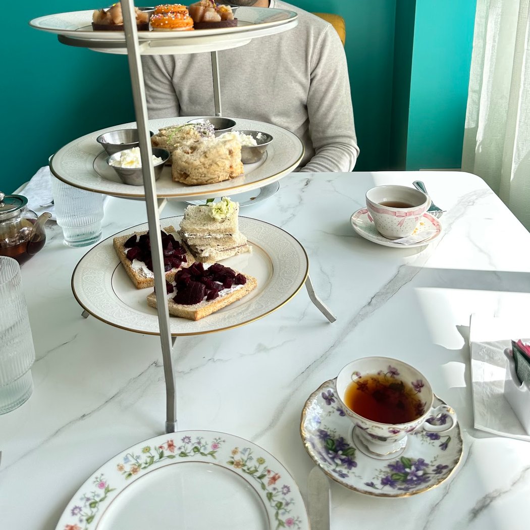 Curiouser & Curiouser — An Alice in Wonderland High Tea 3