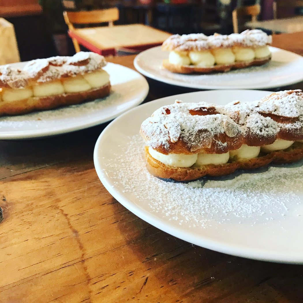 Café Au Bord Du Monde 3