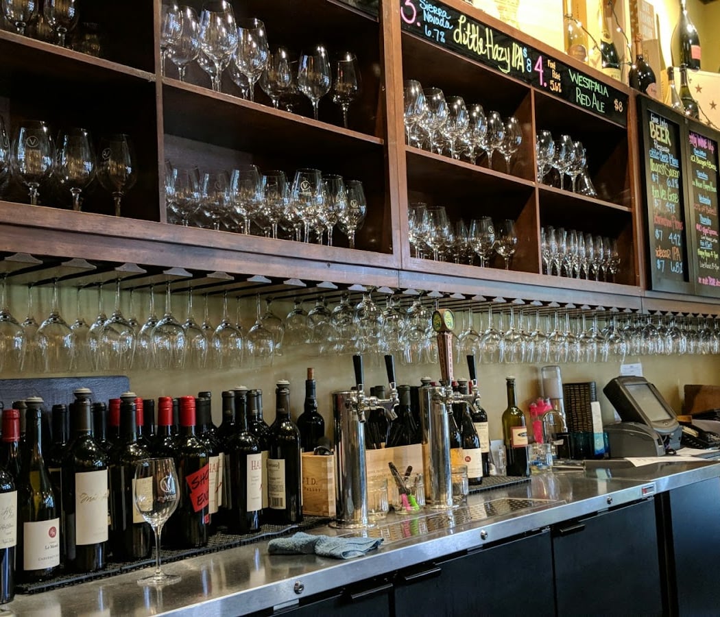Live Music at The Vine & Spirits 3