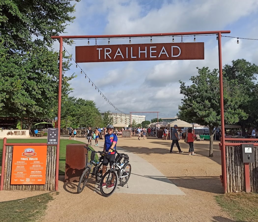 The Trailhead at Clearfork 2