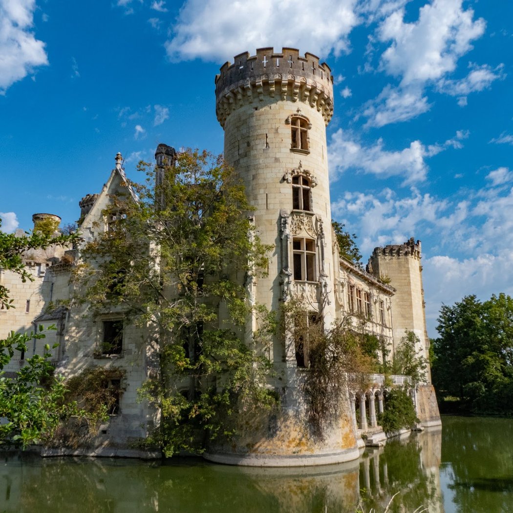 Château de la Mothe-Chandeniers 2