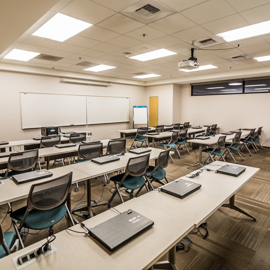 Cal State East Bay Oakland Center 2
