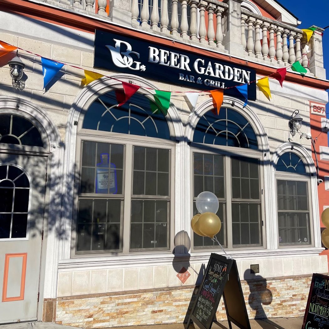 Beer Garden Bar & Restaurant 2