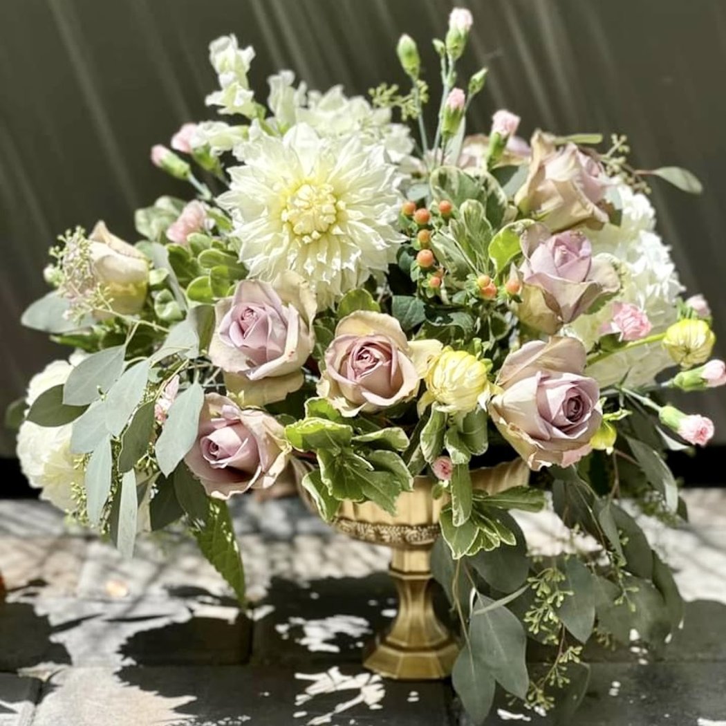 Le Fleur D Florals and Gifts 1