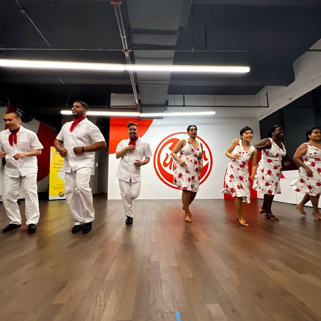 Intermediate Salsa Partnerwork 5