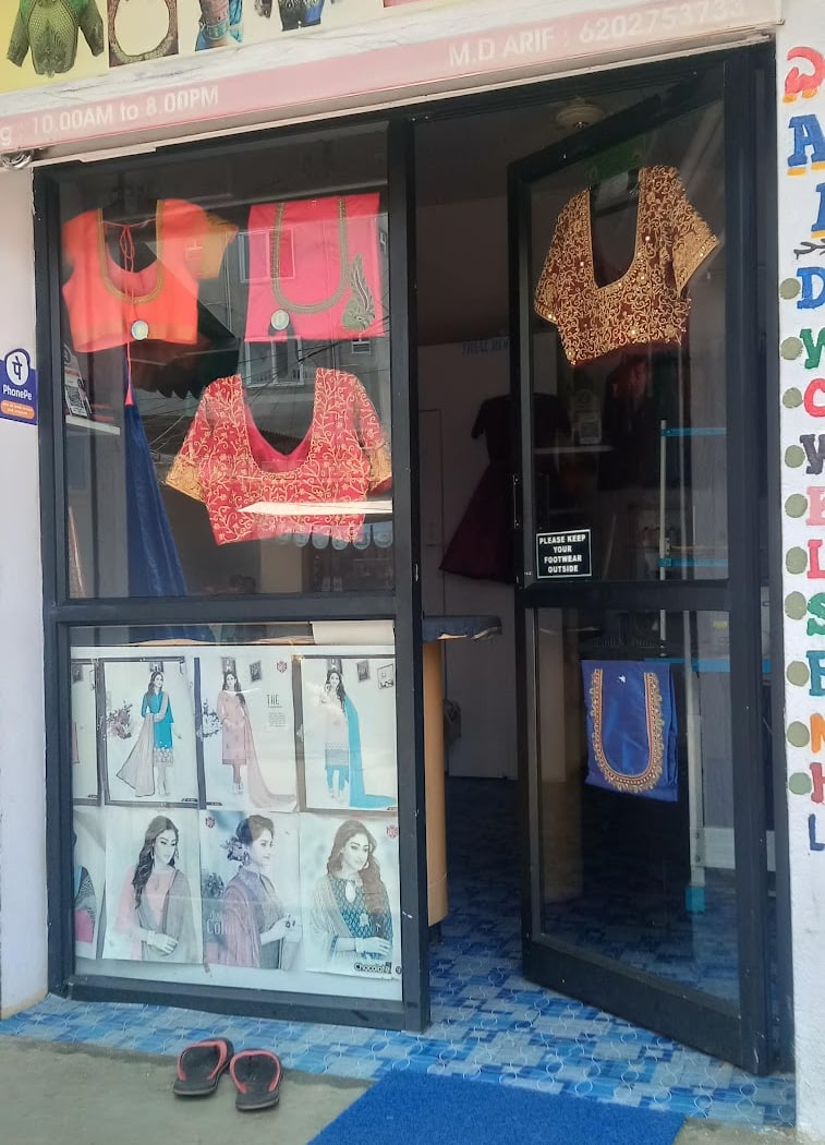 AR FASHION DESIGNER BOUTIQUE 2