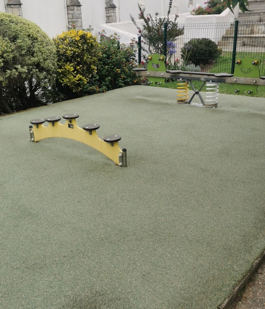 Aire de Jeux Eglise Bidart 2