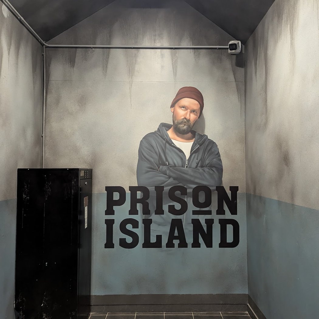 Prison Island Saint-Brice-sous-Forêt 2