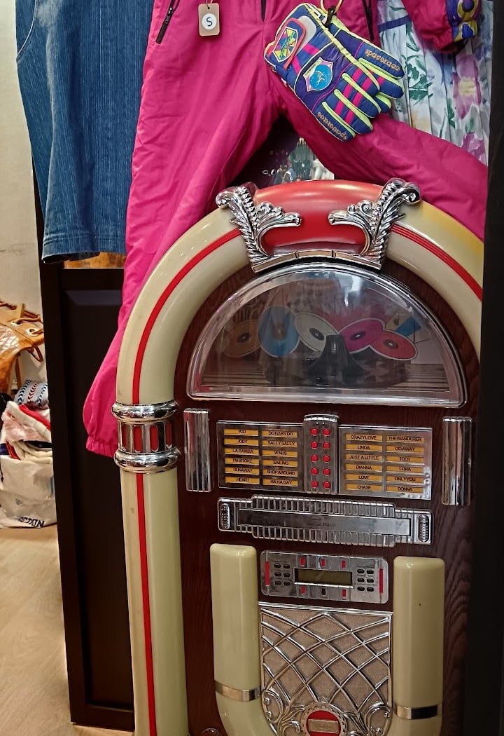 The Vintagelovers 4