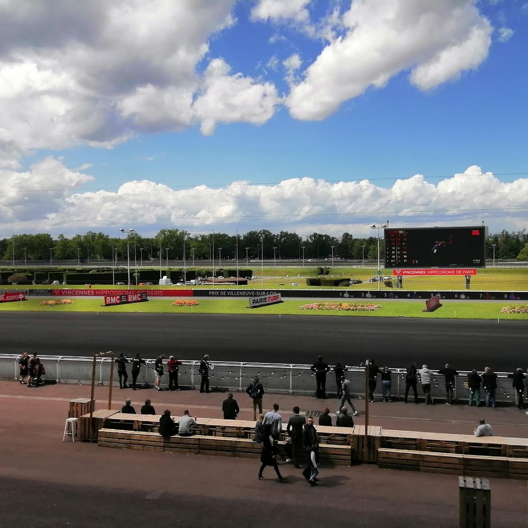 Opening of the Racing Season with Regional Festivities 2