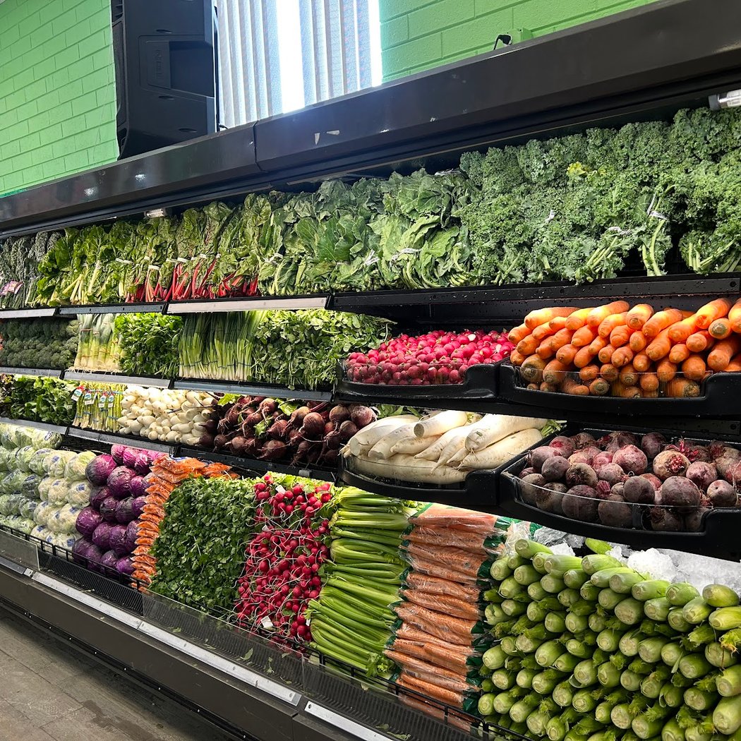 EL CHAVO MARKET 1
