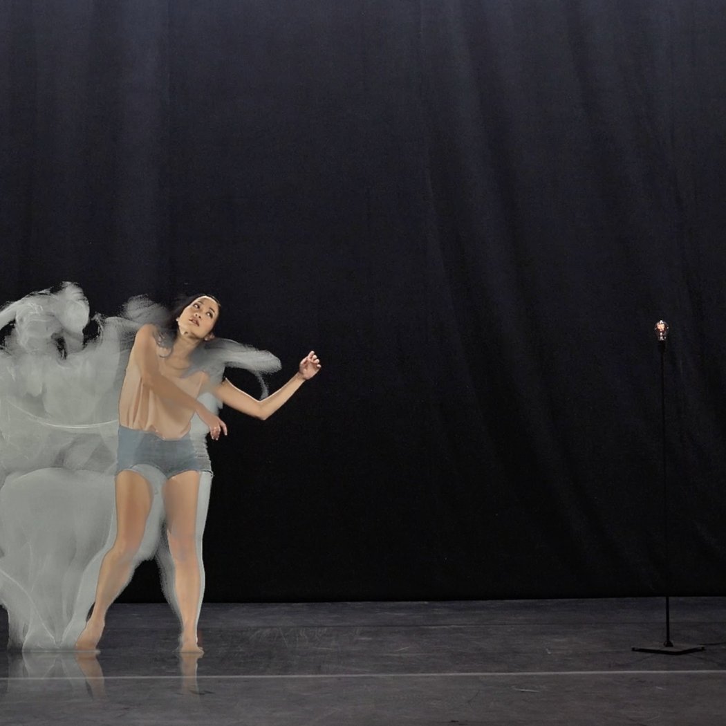 LA VEILLEUSE, CABARET HOLOGRAPHIQUE 1