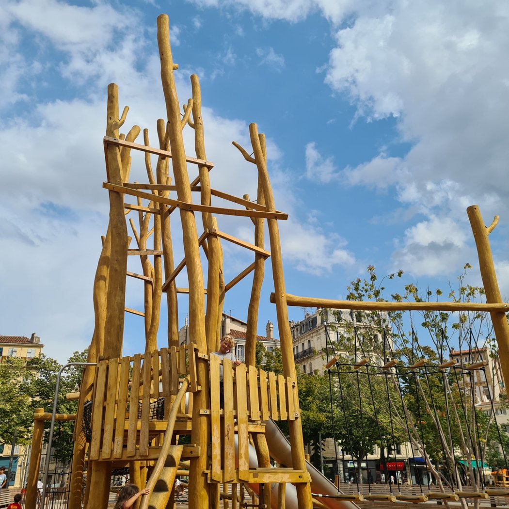 Aire de jeux la Plaine 2