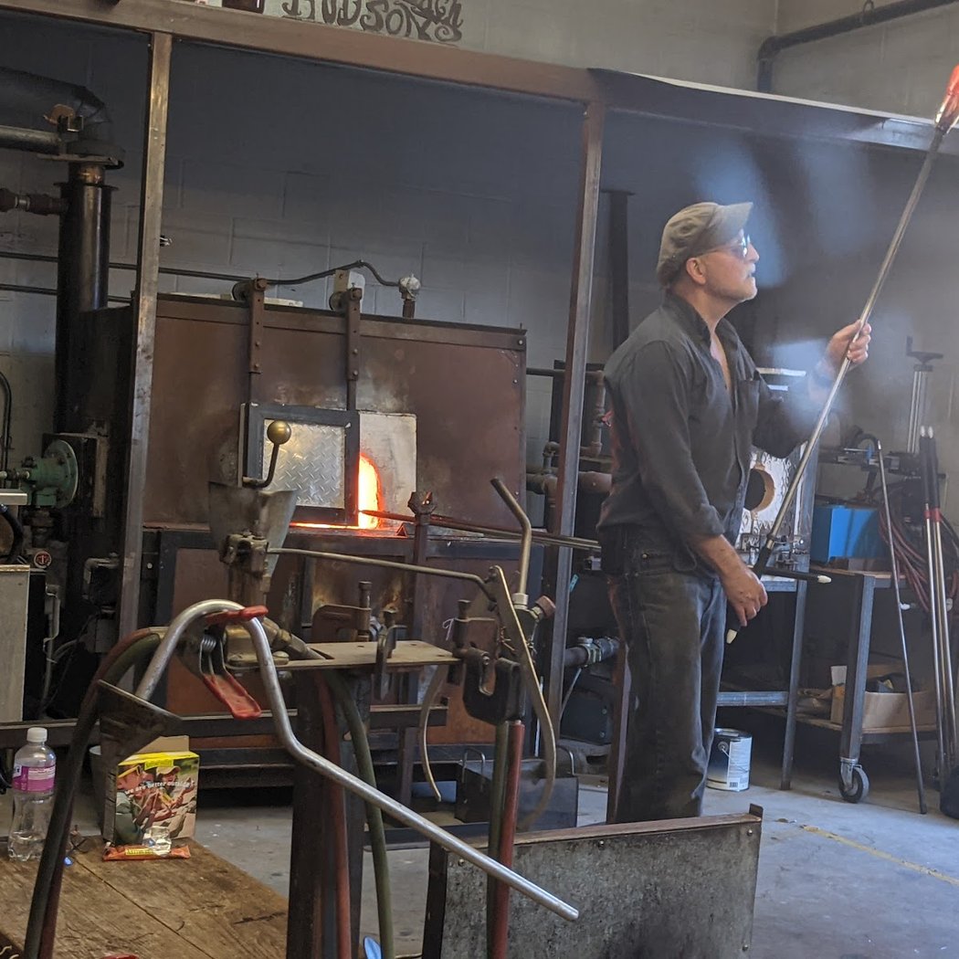 Schedule Appointment with Hudson Beach Glass 1