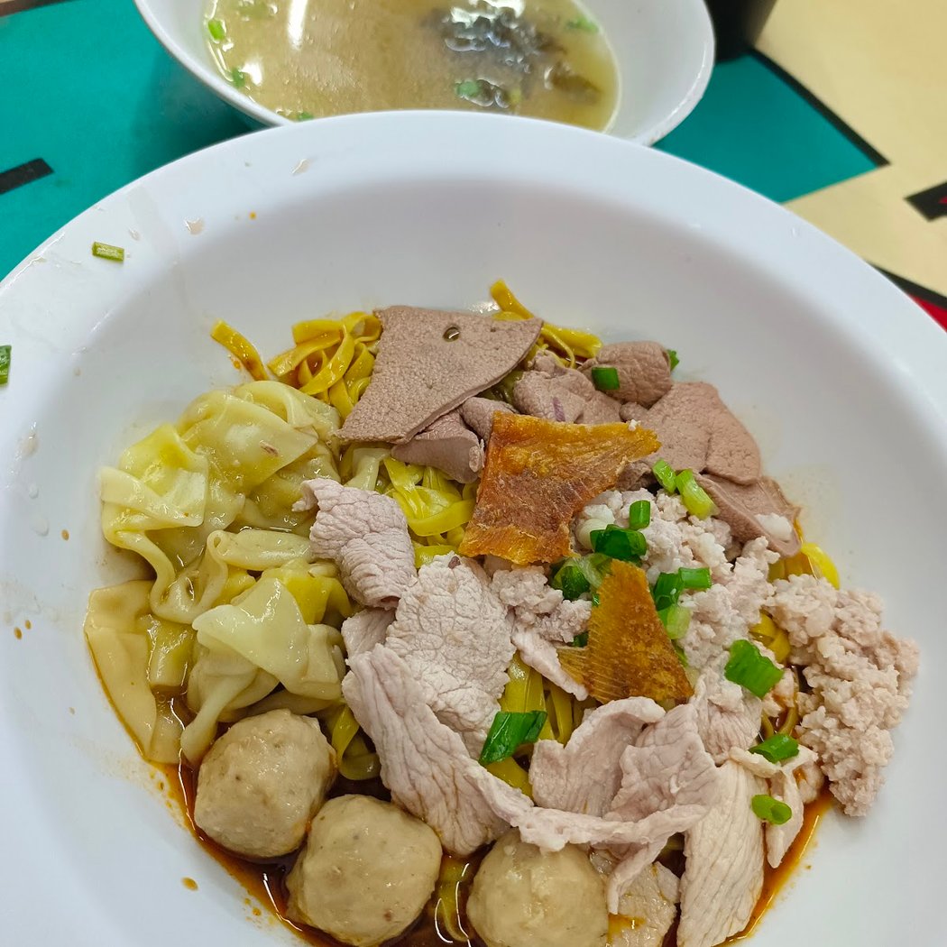 Hill Street Tai Hwa Pork Noodle, Crawford Lane 3