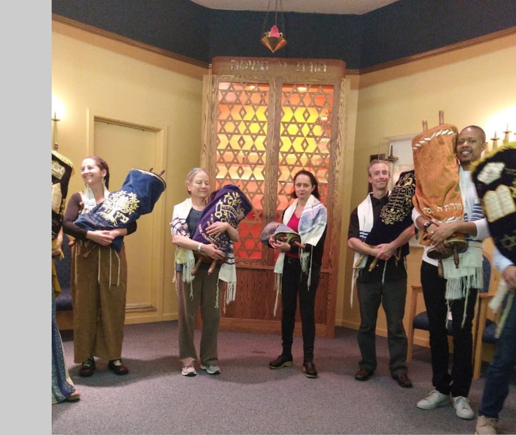 Congregation Am Tikvah 3