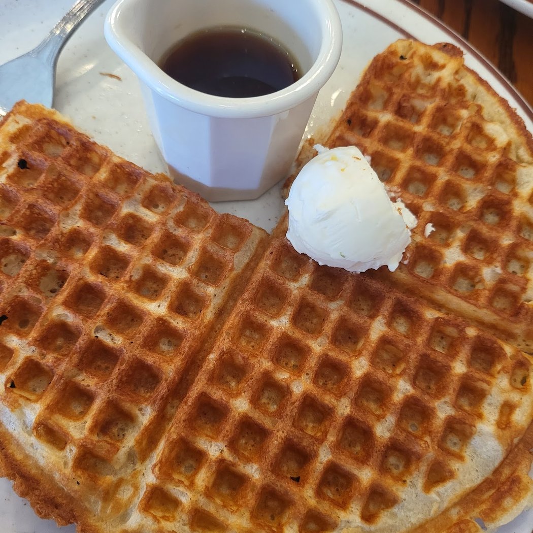 FatApple’s Berkeley Restaurant and Bakery 3