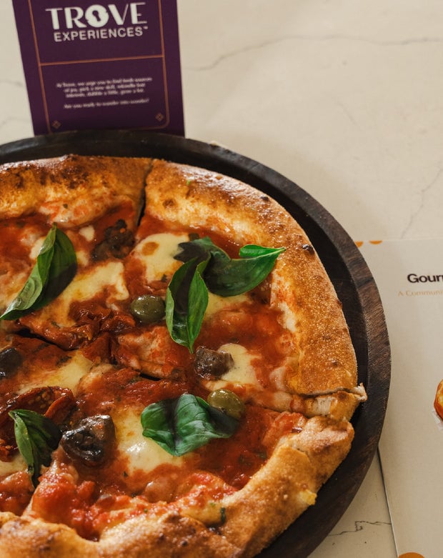 Authentic Pizza Making Experience 2