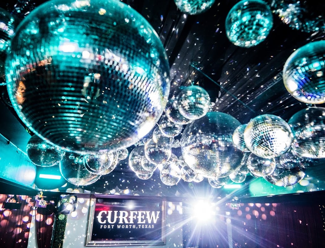 Happy Hour at Curfew