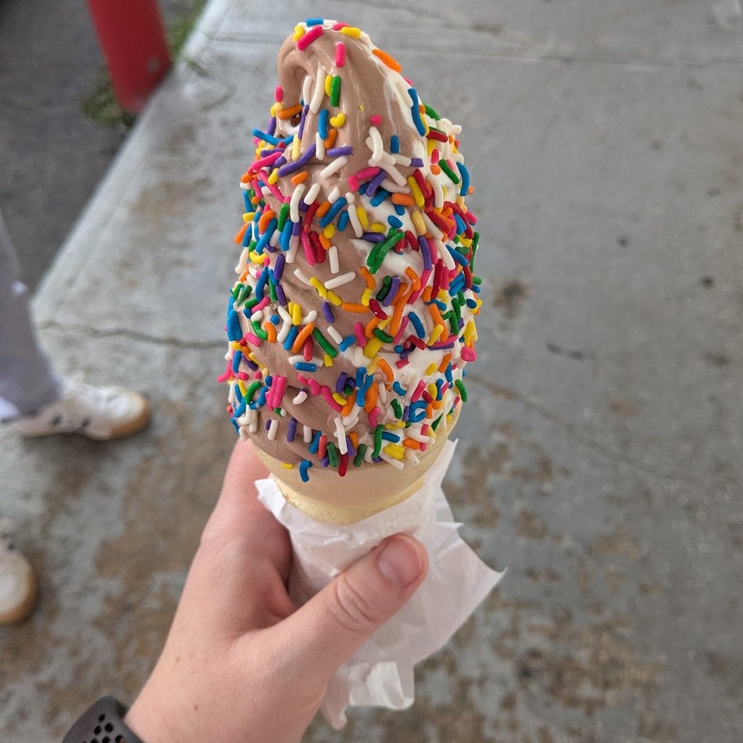 Nana's Ice Cream and Grill 2