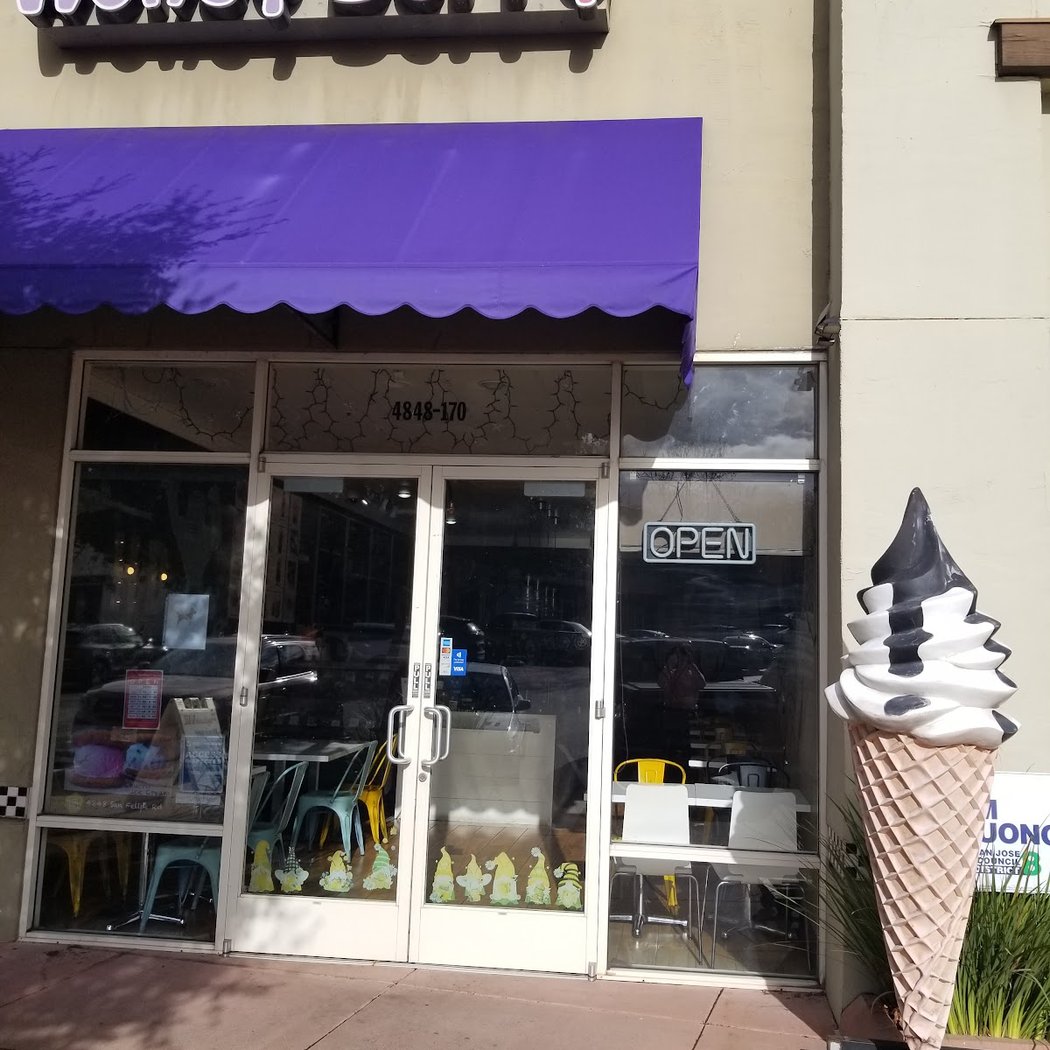Honey Berry Evergreen 2