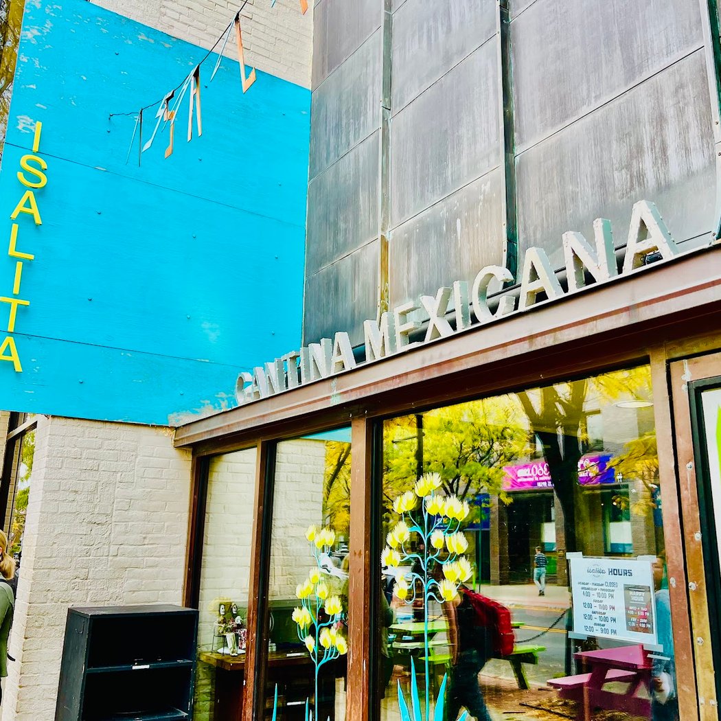 Isalita Cantina Mexicana 2