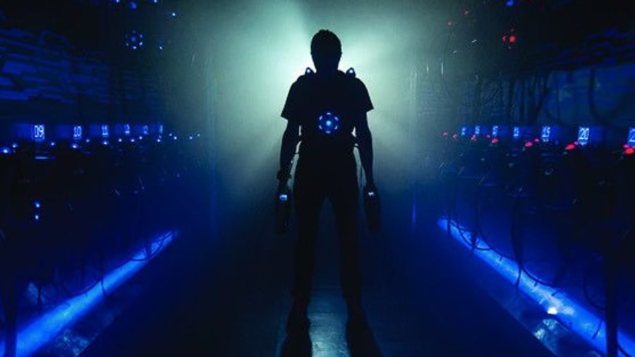 Laser World O'Parinor 2