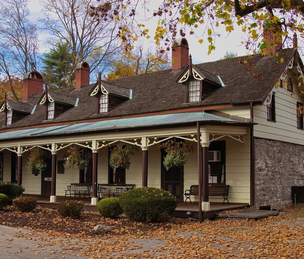 Tour of Mesier Homestead 1