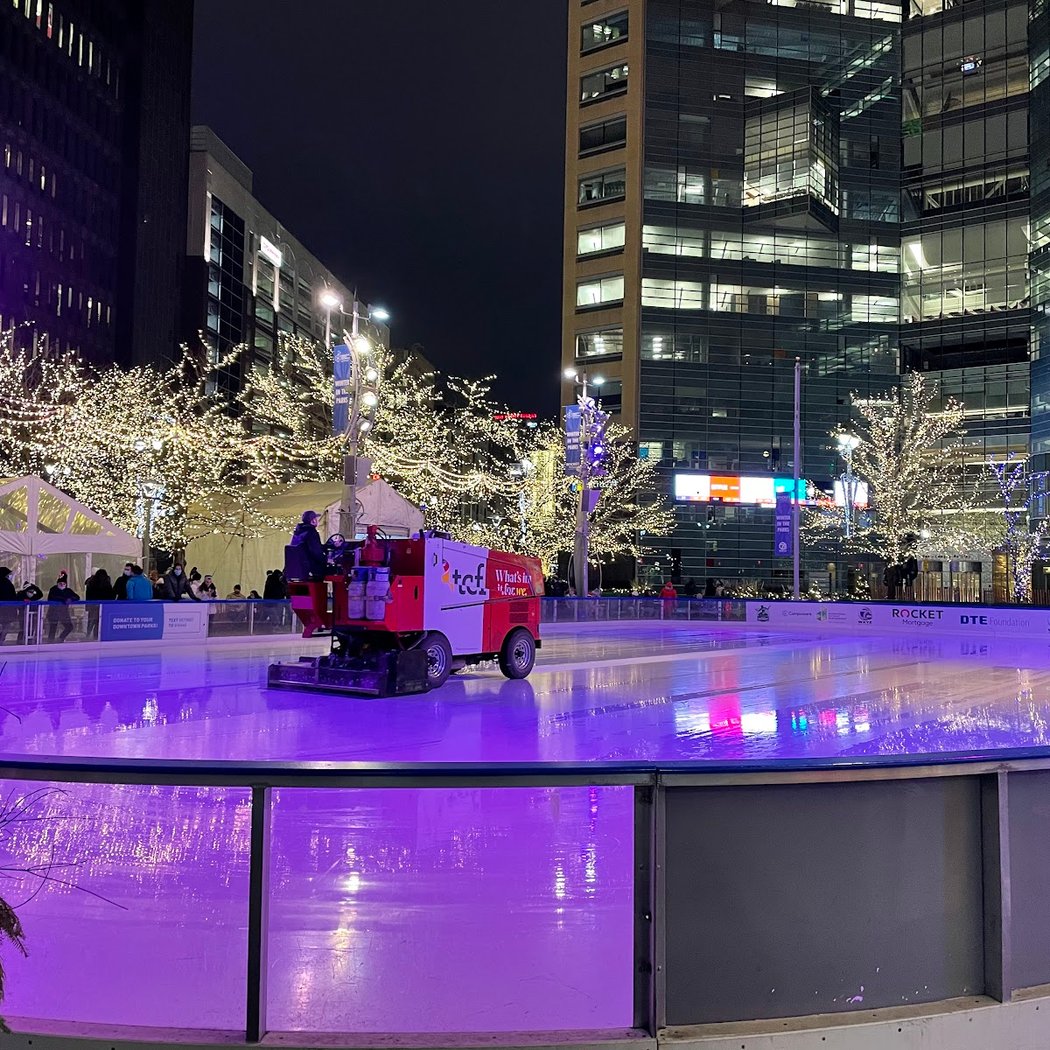 The Rink at Campus Martius 3