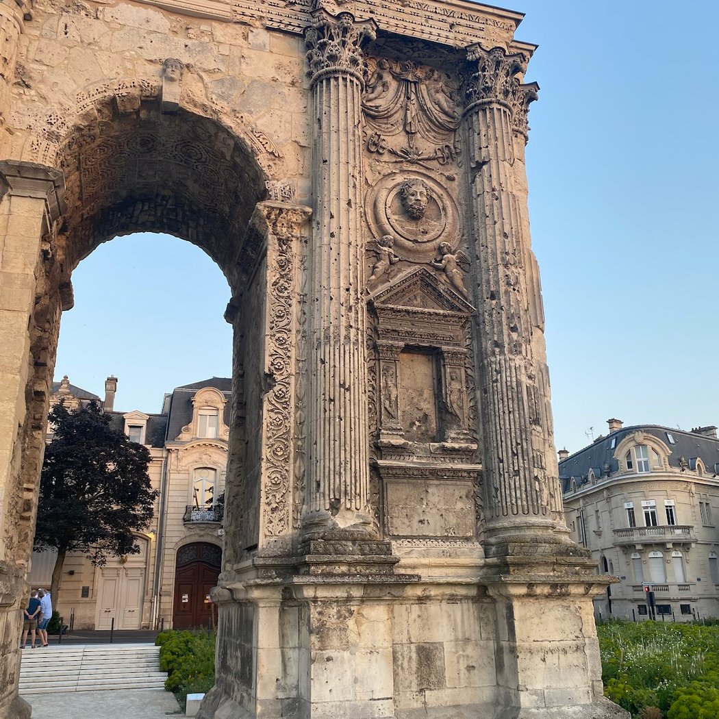 Porte de Mars 3