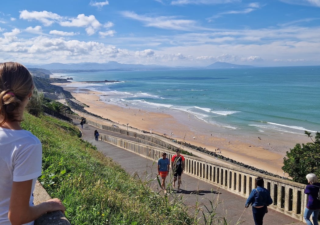 Randonnée panoramique vers la plage 1