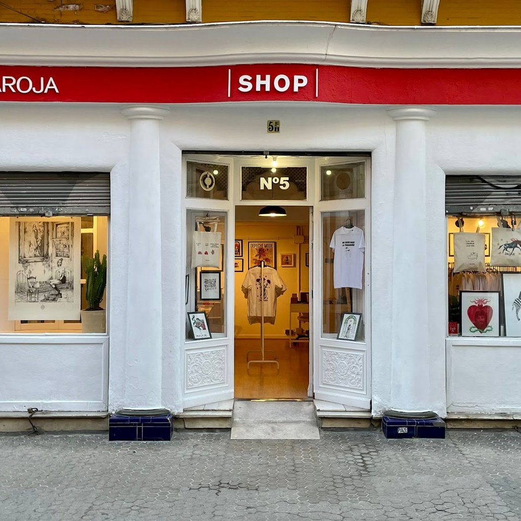 La Galería Roja Shop 2