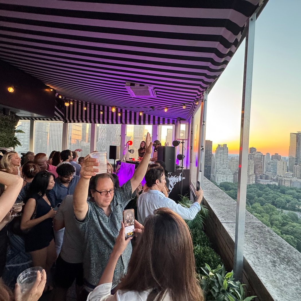 Darling Rooftop NYE 2026 Party 5