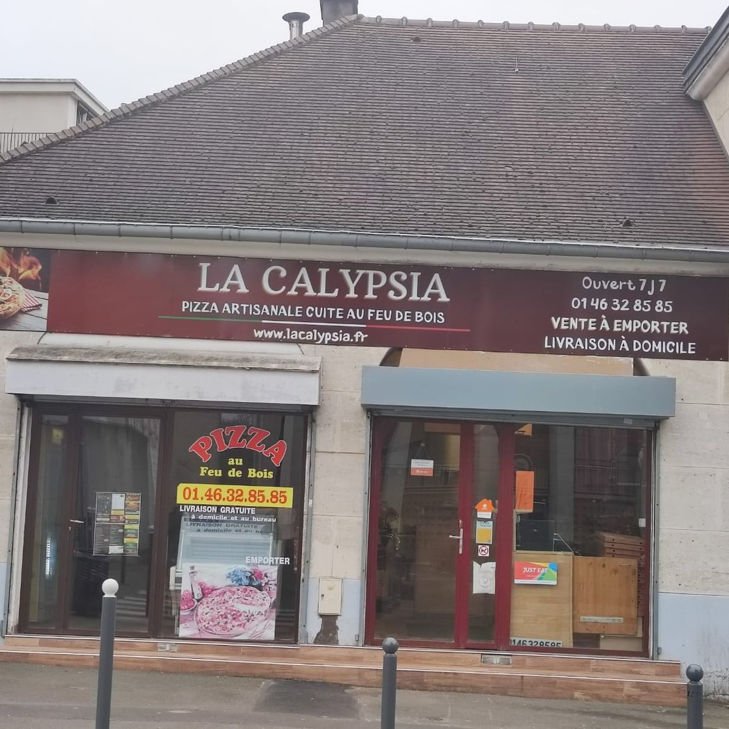 Pizzeria La Calypsia Meudon - cuites au feu de bois 2