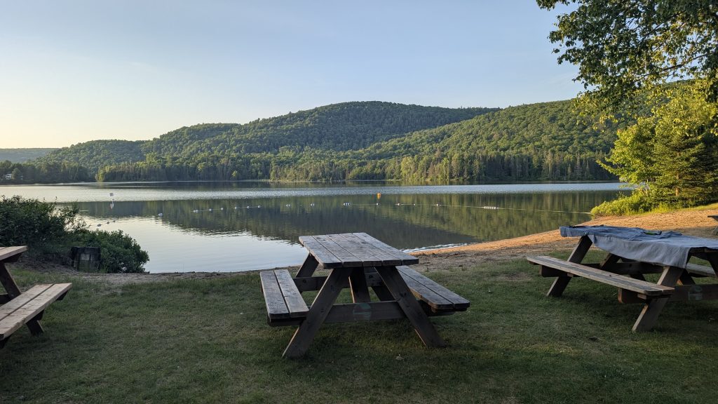 Plage municipale de Lac-Saguay 2