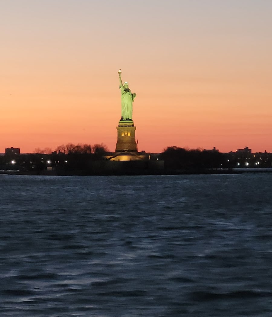 Ferry Terminal to Manhattan 1