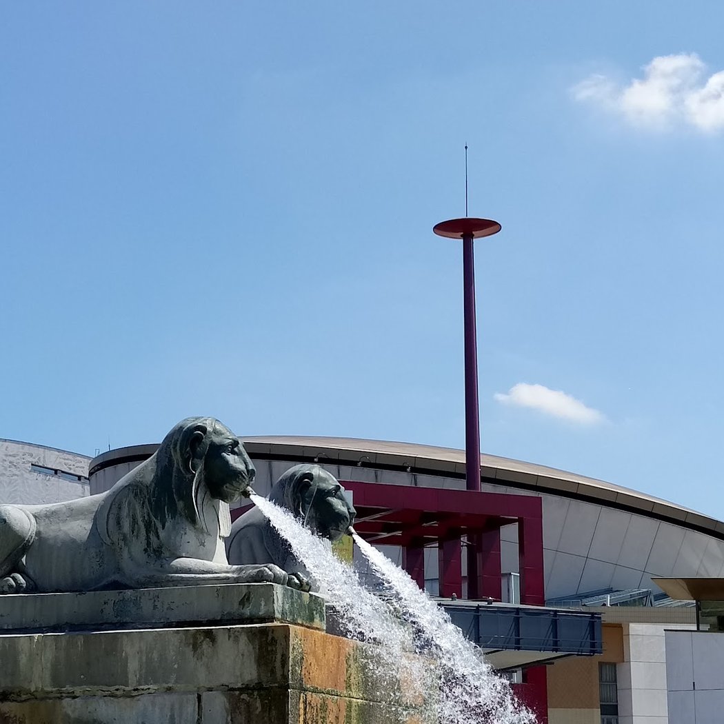 Pl. de la Font aux Lions 2