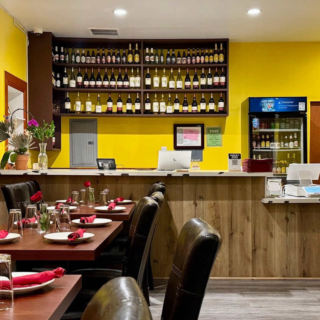 Taj Indian Cuisine 2