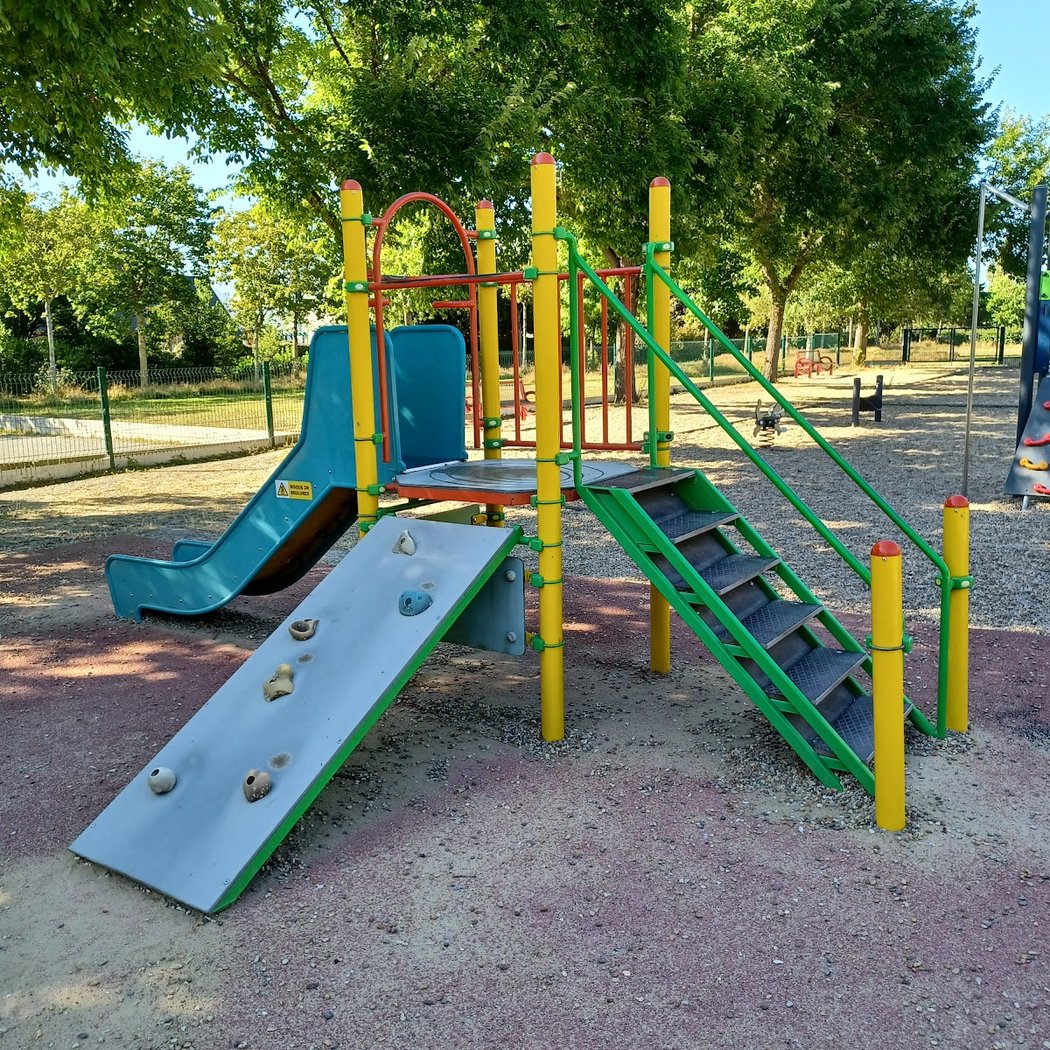 Lectures au parc de la Coulée verte 2