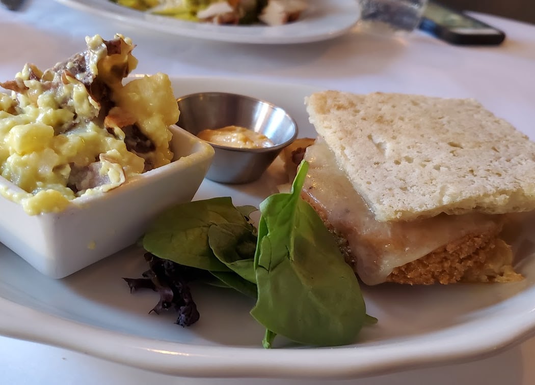 Stone Row Pub And Eatery 3
