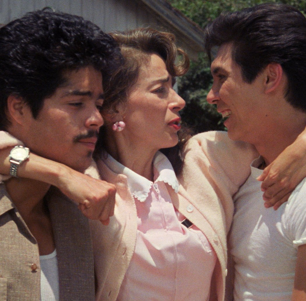 Float Films: La Bamba 3