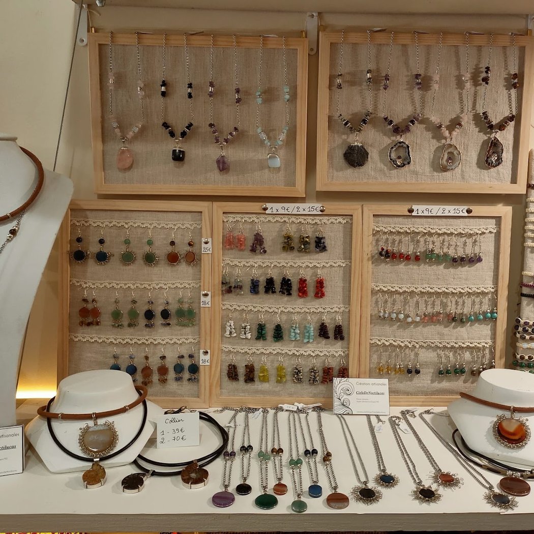 Braderie at Archipels 1